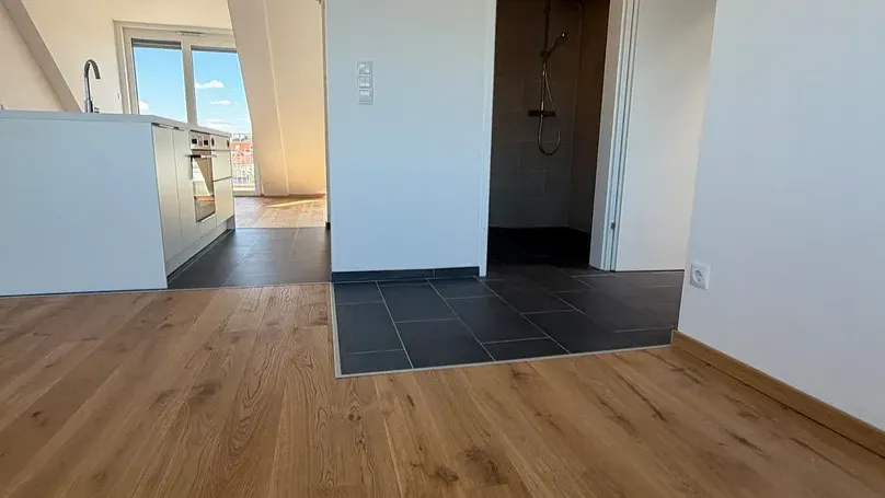 Erstbezug: City-Penthouse Dachgeschosswohnung mit 12 m² Balkon und Blick über Wien