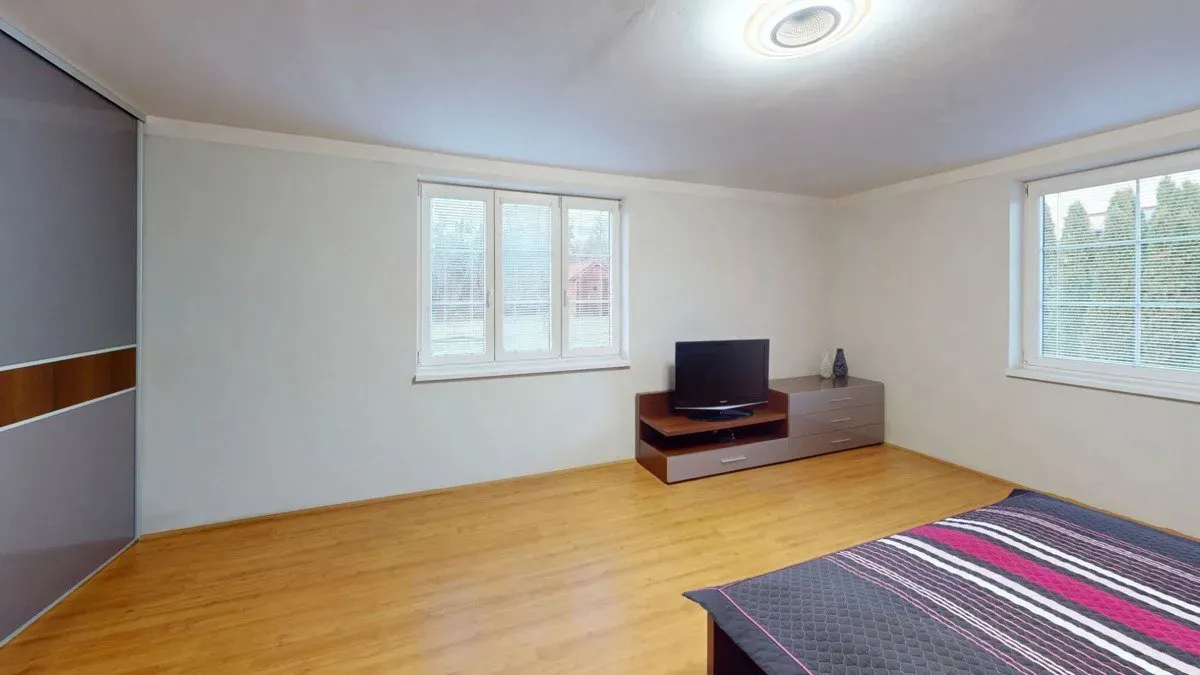 Prodej domu · Rodinný · 424 m² (ID: SaleLink)