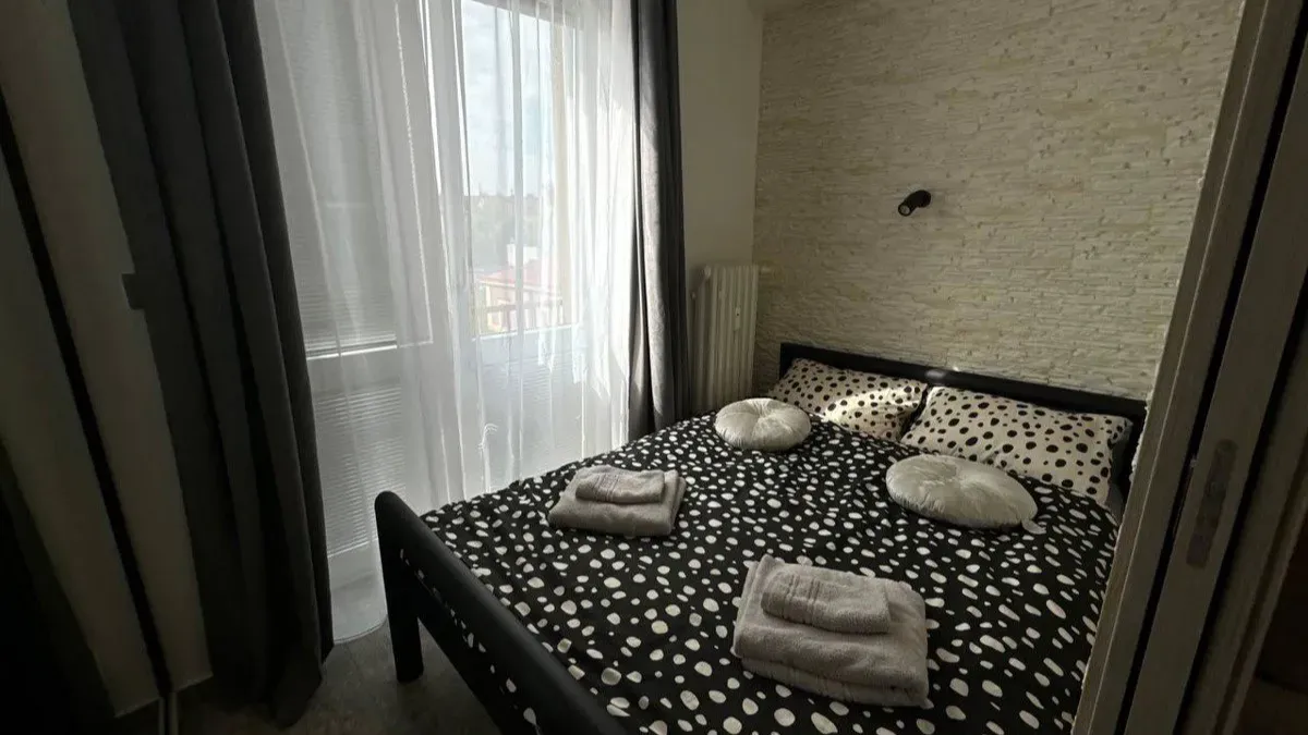Pronájem bytu · 2+kk · 35 m² (ID: IPP2kk)