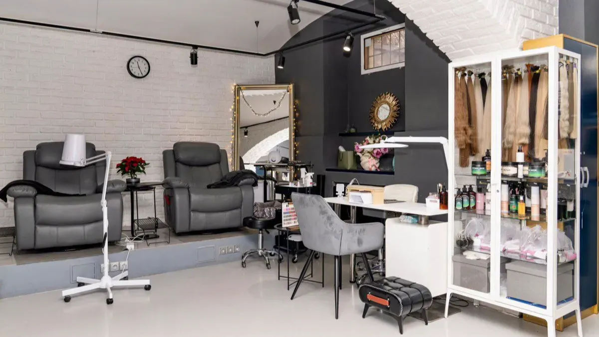 Pronájem komerční nemovitosti · Kosmetický salon · 136 m² (ID: SaleBeautySalon)