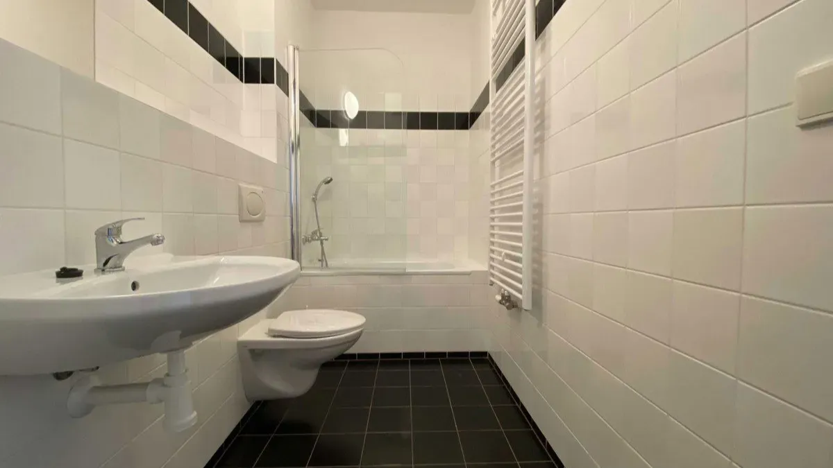 Pronájem bytu · 2+kk · 38 m²