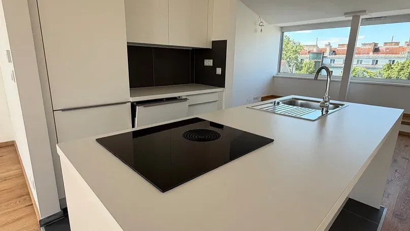 Erstbezug: City-Penthouse Dachgeschosswohnung mit 12 m² Balkon und Blick über Wien